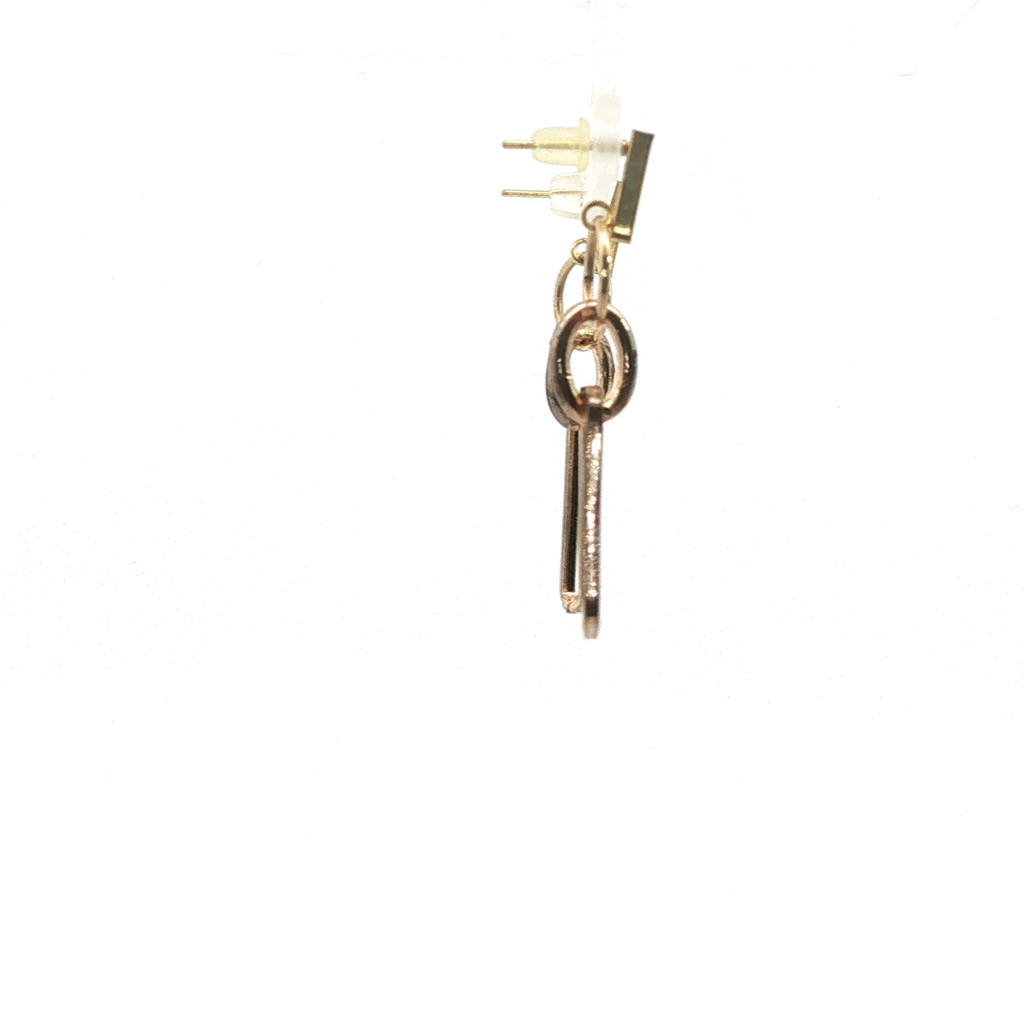 Geometric Link Dangle Earrings in Yellow Gold