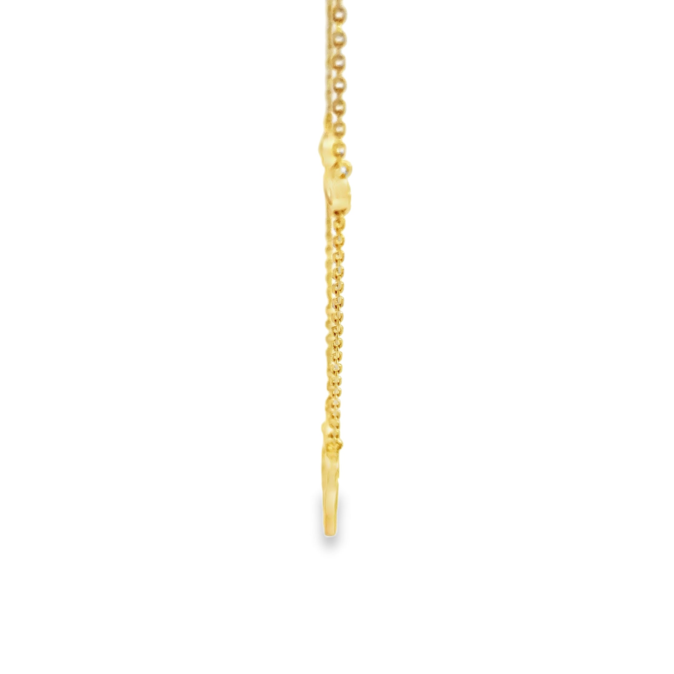 Yellow Gold Clover Pendant Necklace with Round Cut Diamonds