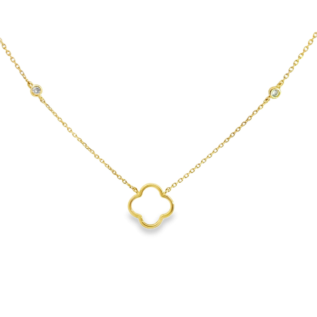 Yellow Gold Clover Pendant Necklace with Round Cut Diamonds
