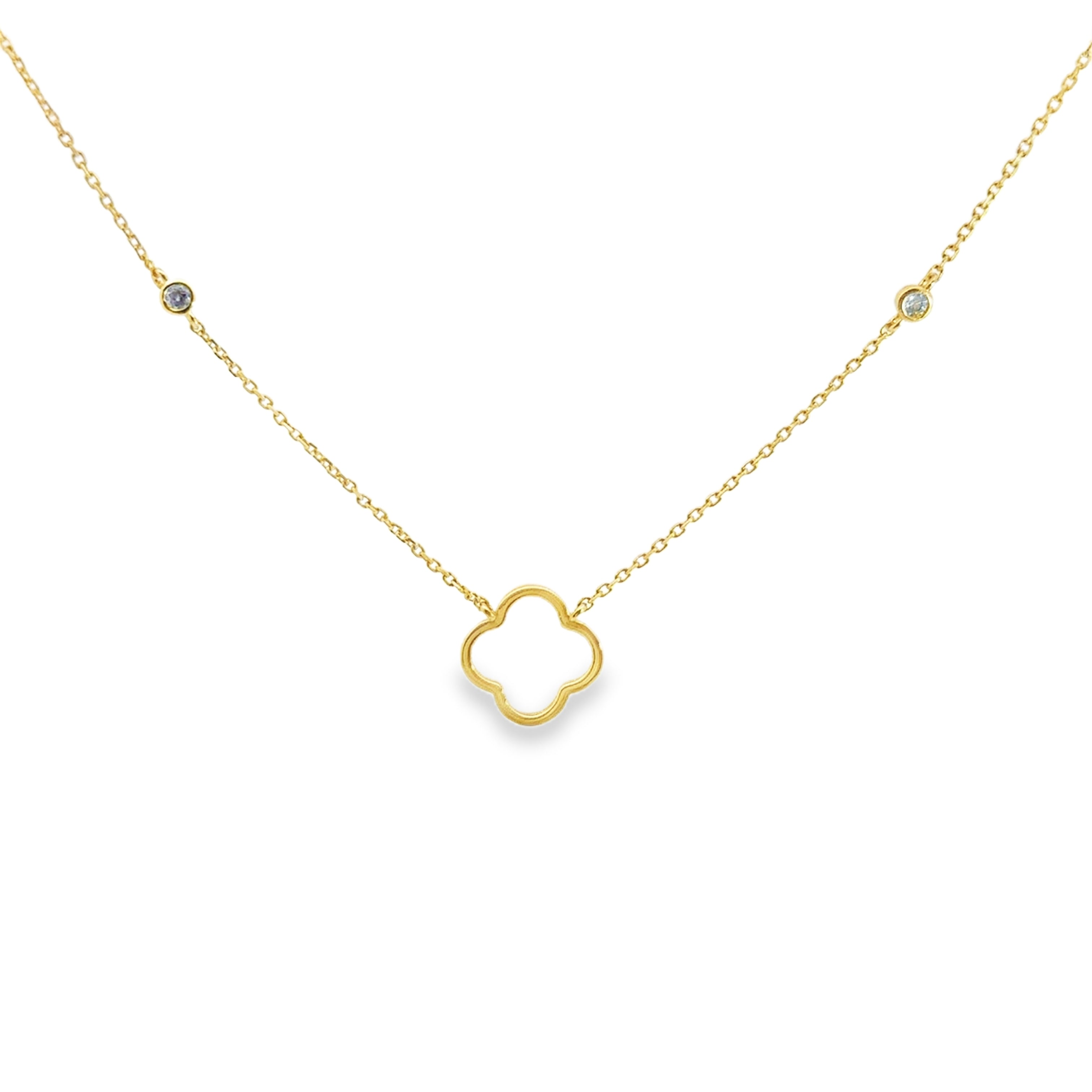 Yellow Gold Clover Pendant Necklace with Round Cut Diamonds