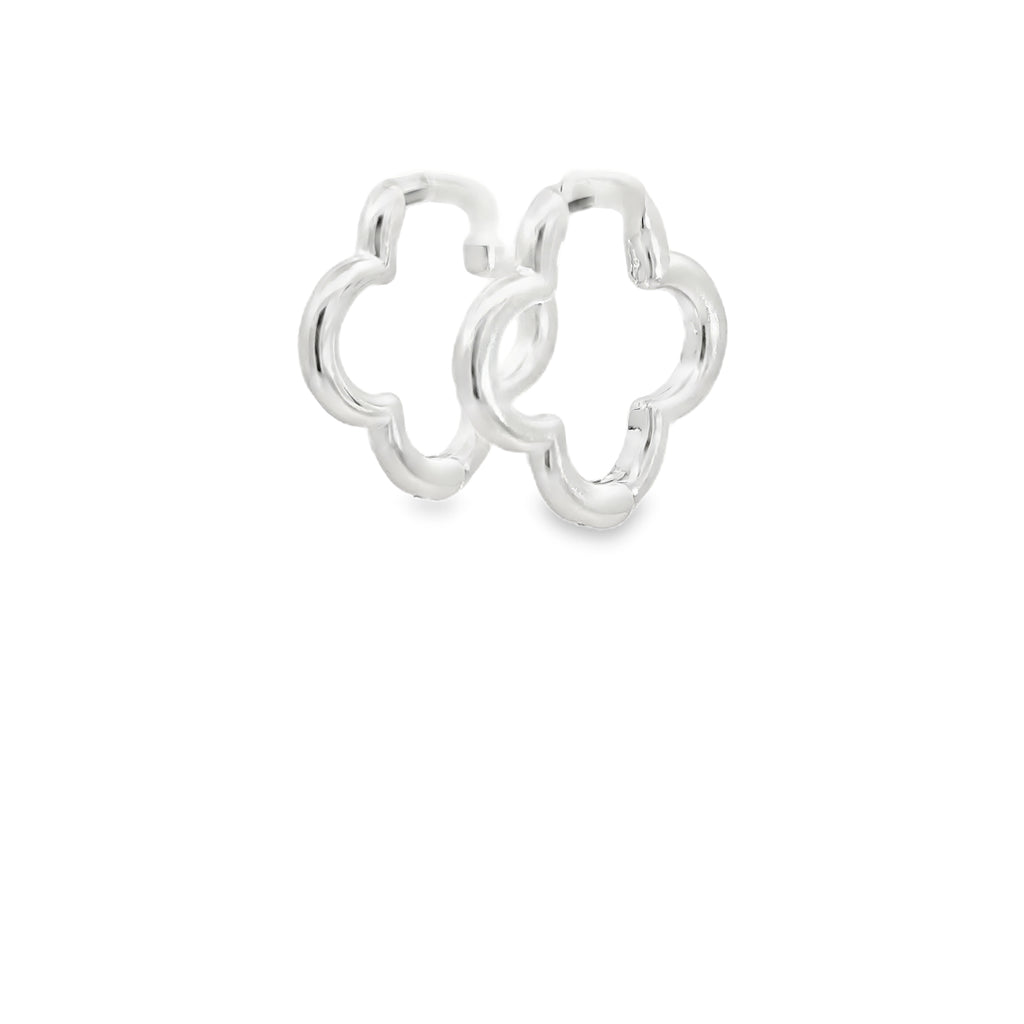 Clover-Shaped Silver Hoop Earrings in White Gold