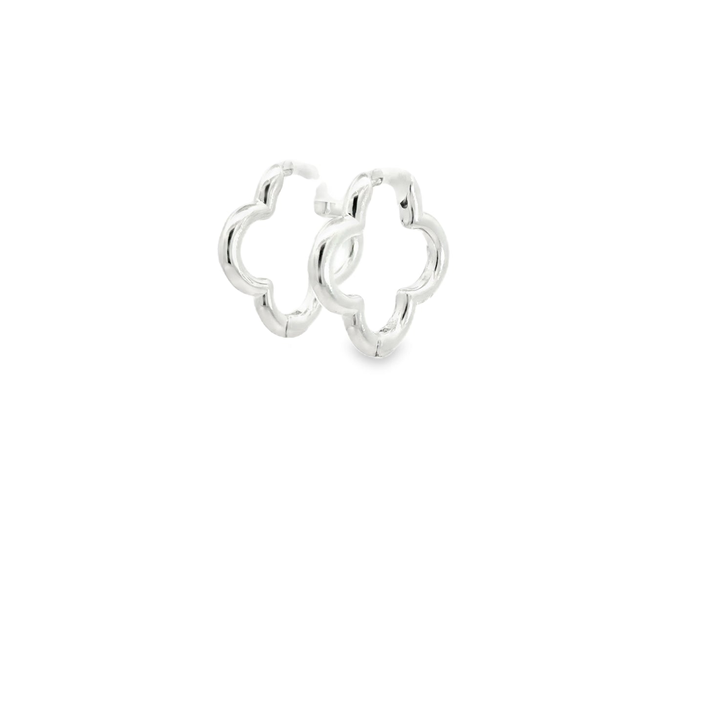 Clover-Shaped Silver Hoop Earrings in White Gold