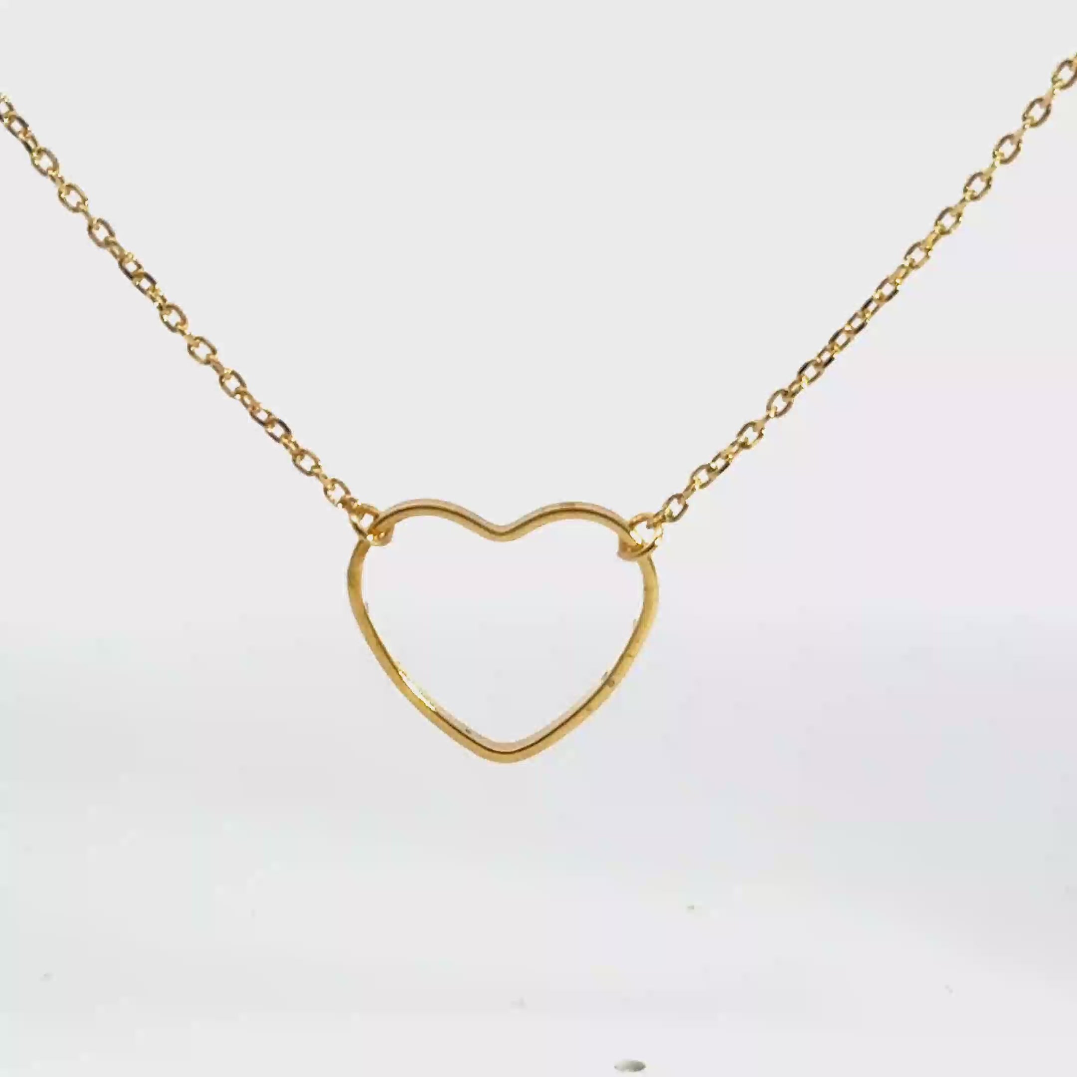Minimalist Yellow Gold Heart Pendant Necklace